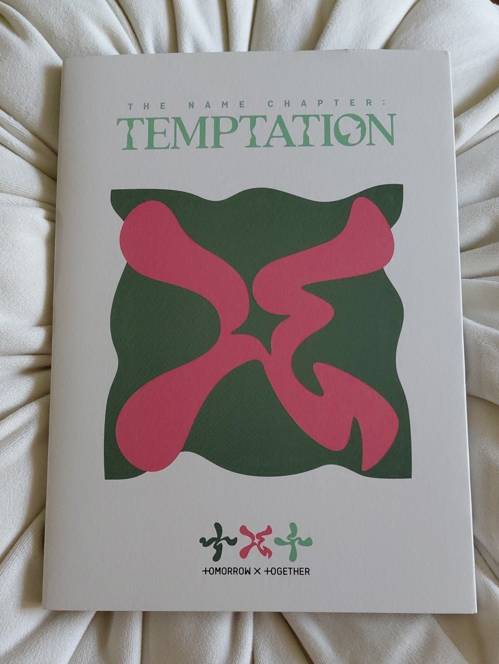 Tomorrow X Together (TXT) 5th Mini Album, The Name Chapter: TEMPTATION (Lullaby)